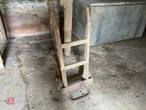 SET OF SACK TRUCKS