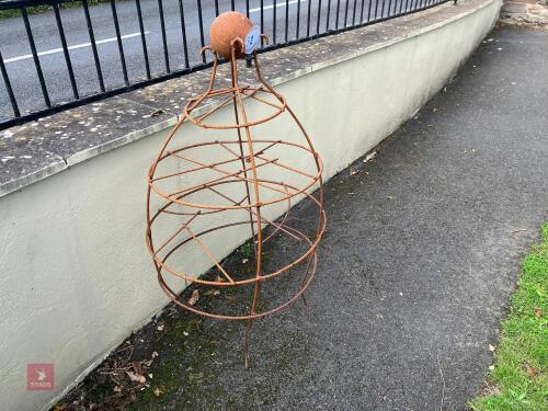 LARGE GARDEN PLANT TRAINER