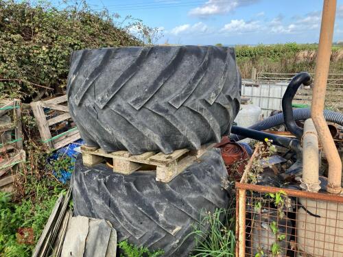 PAIR TRELLEBORG FLOTATION WHEELS
