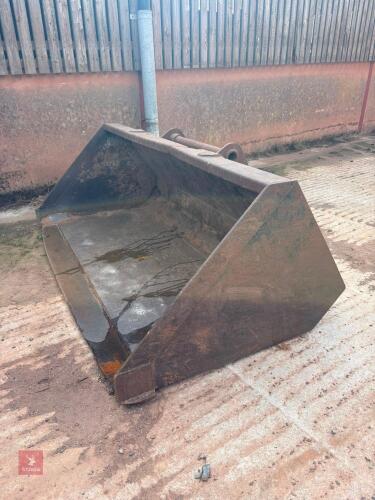 MANITOU HANDLER BUCKET