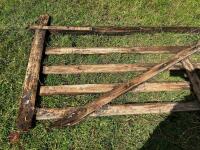 3 WOODEN GATES - 8