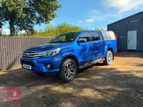 2019 TOYOTA HILUX INVINCIBLE 4WD TRUCK