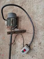 AGITATOR - 2