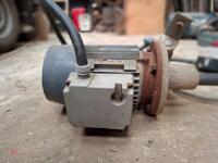 AGITATOR - 4