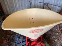 VICON FERTILISER SPREADER MKII - 19