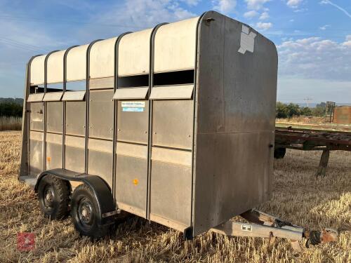 IFOR WILLIAMS 12' LIVESTOCK TRAILER