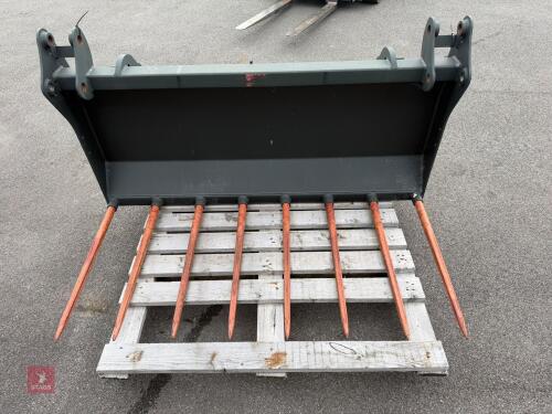 MX 1.55M DUNG FORK ON EURO BRACKETS