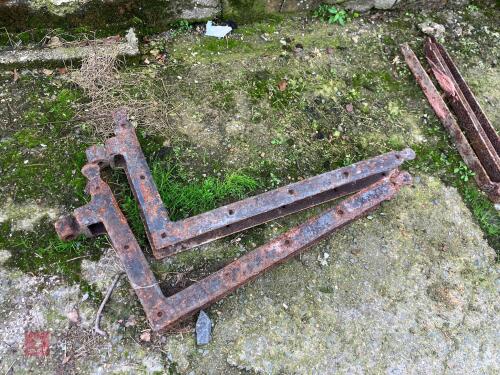 2 VINTAGE GATE HANGINGS