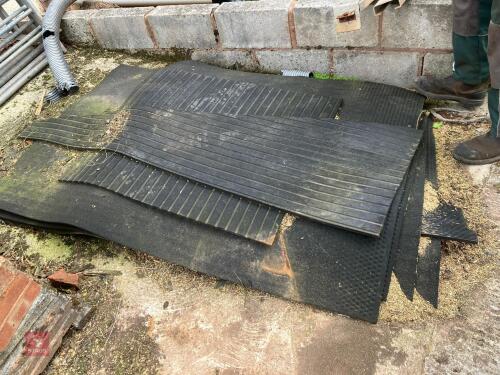RUBBER EQUESTRIAN MATTING