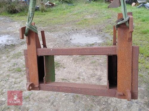 JCB QUICK HITCH TO SKID STEER BRACKET
