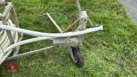 AQUAREEL IRRAGATOR SPRINKLER C/W PIPE - 7