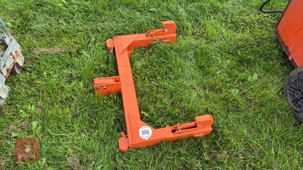 3 POINT LINKAGE LIFTING ADATOR