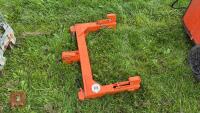 3 POINT LINKAGE LIFTING ADATOR