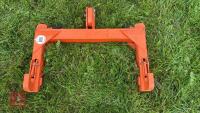 3 POINT LINKAGE LIFTING ADATOR - 2