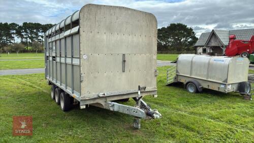 IFOR WILLIAMS 14' LIVESTOCK TRAILER