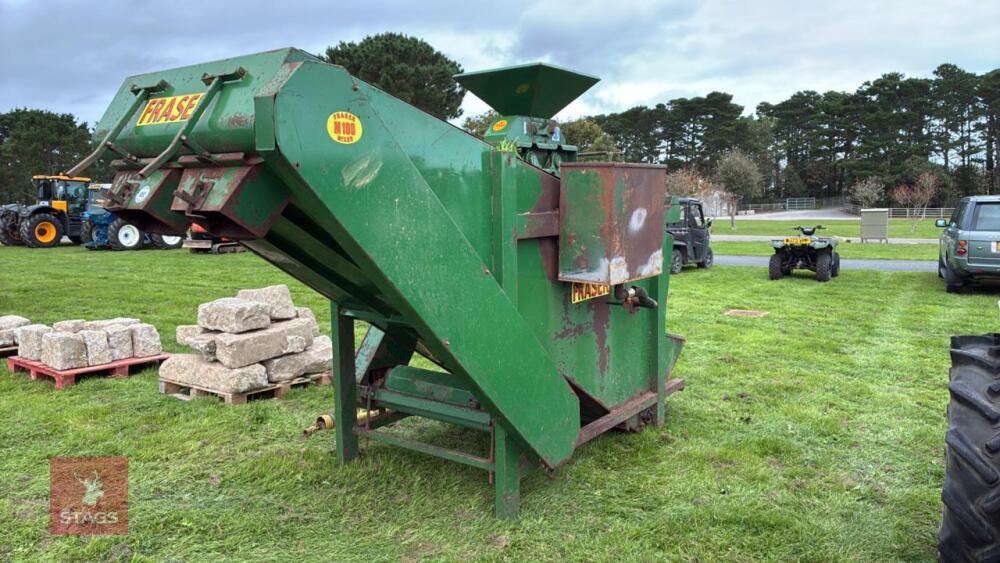 FRASER PTO DRIVEN ROLLER MILL & MIX