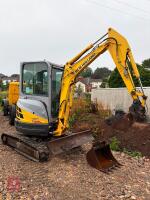 NEW HOLLAND DIGGER