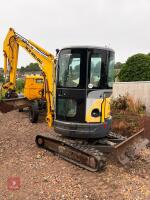 NEW HOLLAND DIGGER - 2