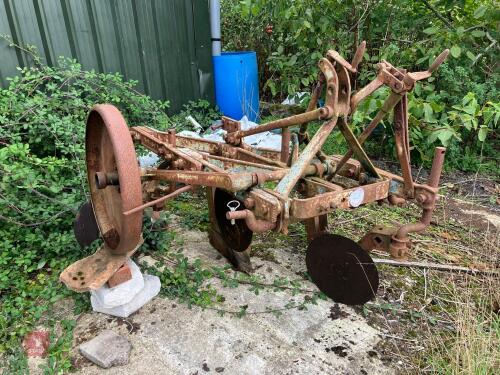3 FURROW CONVENTIONAL PLOUGH (47)