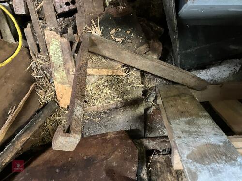 PALLET TINES TO FIT CAPTOK SKID STEER