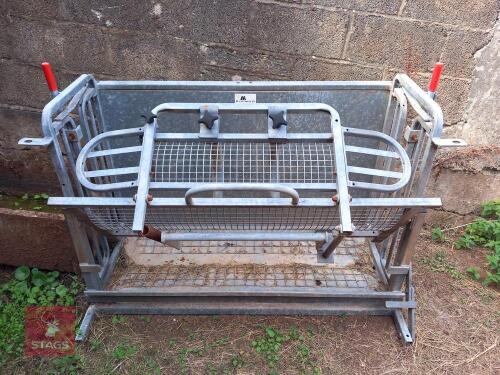 WM IRONWORKS SHEEP TURNOVER CRATE