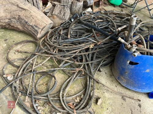 SELECTION OF BELTS & HYDRAULIC HOSES