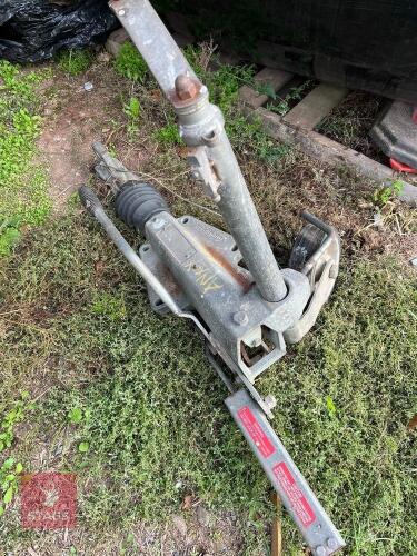 TRIPLE LOCK TRAILER HITCH & JOCKEY WHEEL