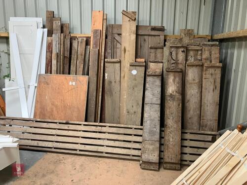 SCAFFOLD BOARDS & TIMBER (37)