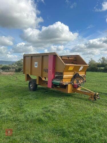 2015 RICHARD WESTERN 8T TRAILER