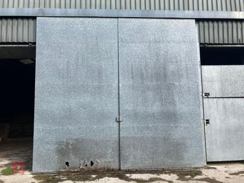 2 X 14' 6'' X 7' 8'' GALV SLIDING DOOR