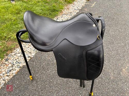 17.5'' FREEDOM MOLISTIC DRESSAGE SADDLE