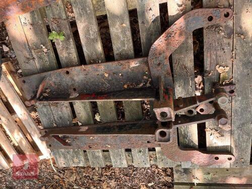 QUICKE LOADER BRACKETS FOR FORD TRACTOR