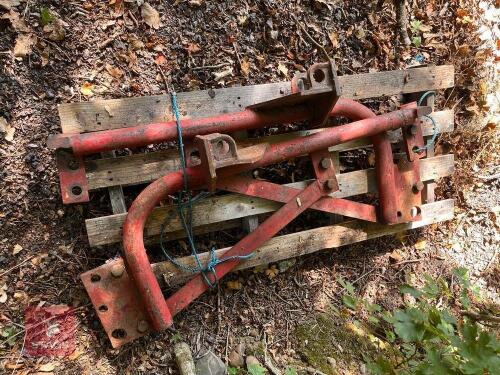 QUICKE LOADER BRACKETS FOR INTERNATIONAL TRACTOR