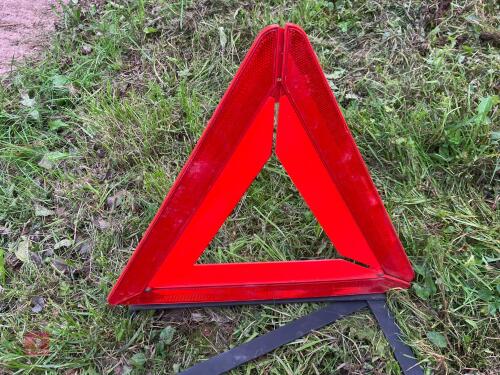 WARNING TRIANGLE