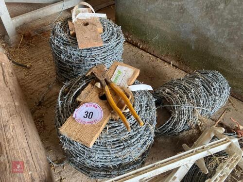 QTY OF FENCING EQUIPMENT (30)