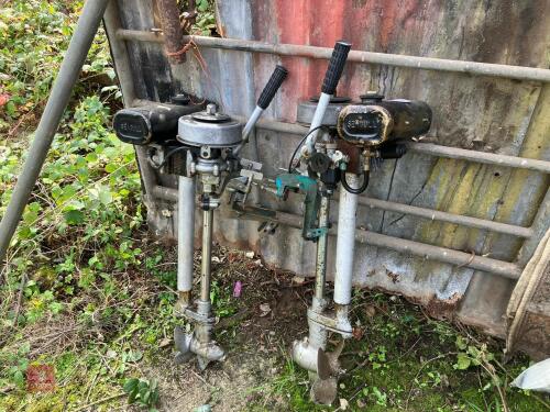 2 SEAGULL OUTBOARD MOTORS (58)