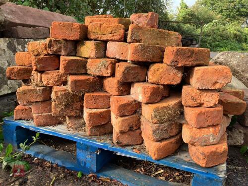 QTY OF RED BRICKS