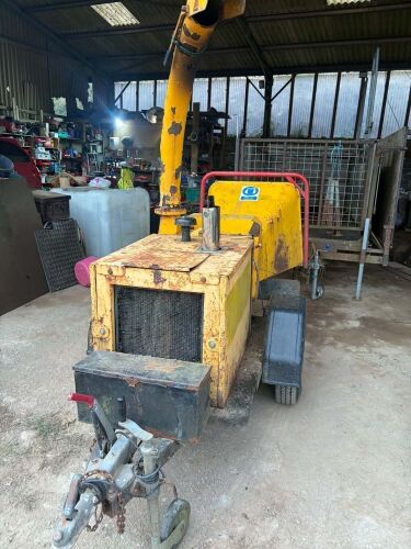 TRAILED ENGINE DRIVEN CHIPPER