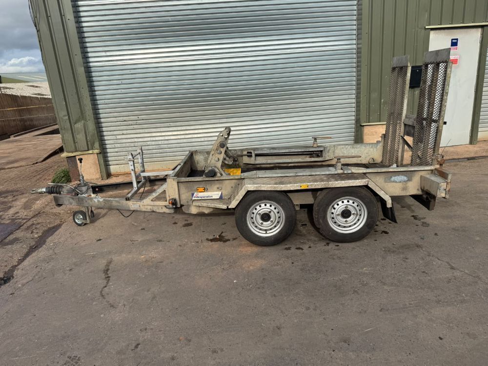 INDESPENSION TWIN AXLE PLANT TRAILER