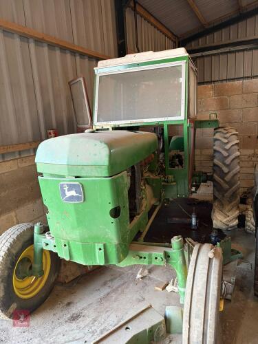 JOHN DEERE 2030 2WD TRACTOR (S/R)