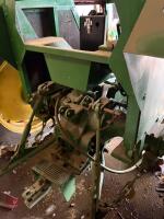 JOHN DEERE 2030 2WD TRACTOR (S/R) - 4