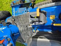 NEW HOLLAND TZ24D COMPACT TRACTOR - 11