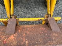 1974 JOHN DEERE 400A BACKHOE DIGGER - 44