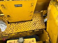 1974 JOHN DEERE 400A BACKHOE DIGGER - 66