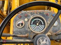 1974 JOHN DEERE 400A BACKHOE DIGGER - 71