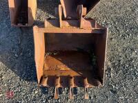 1974 JOHN DEERE 400A BACKHOE DIGGER - 87