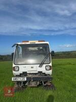 2007 ROAD SWEEPER (S/R) - 4
