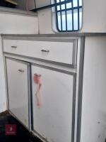 2004 RENAULT MASTER 3.5T HORSE VAN - 8