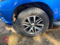 2019 TOYOTA HILUX INVINCIBLE 4WD TRUCK - 9