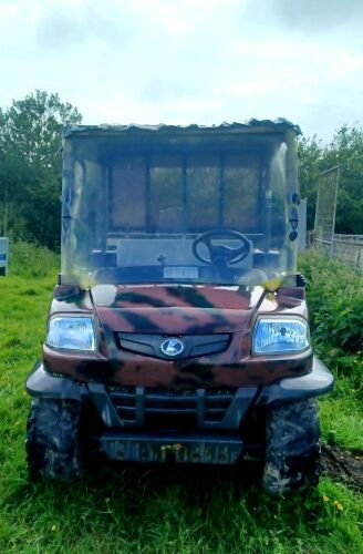 KUBOTA RTV 900 4WD GATOR